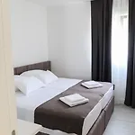 Malo Arbanija