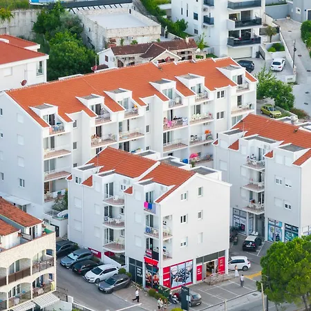 Aparthotel Malo 3*