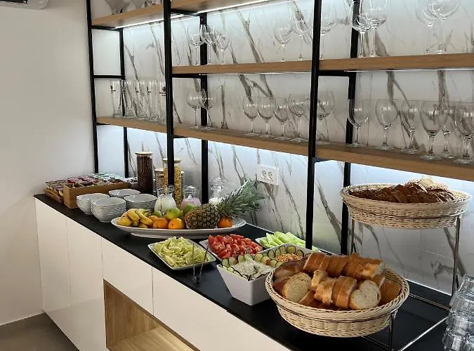 Lägenhetshotell Malo 3*