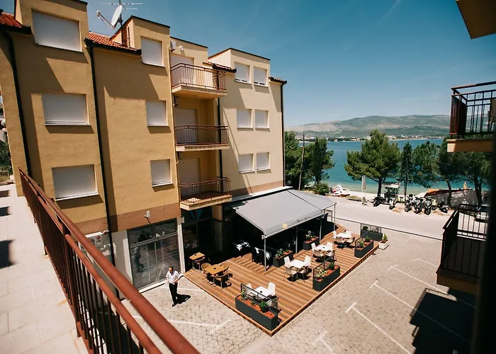 Lägenhetshotell Malo 3*