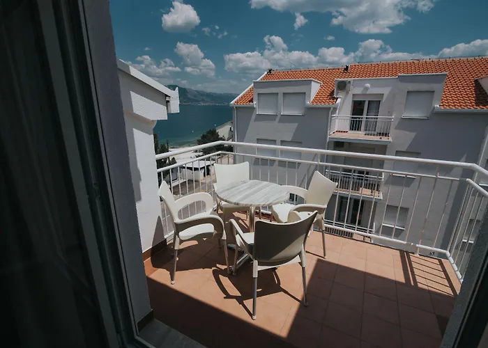 Lägenhetshotell Malo 3*